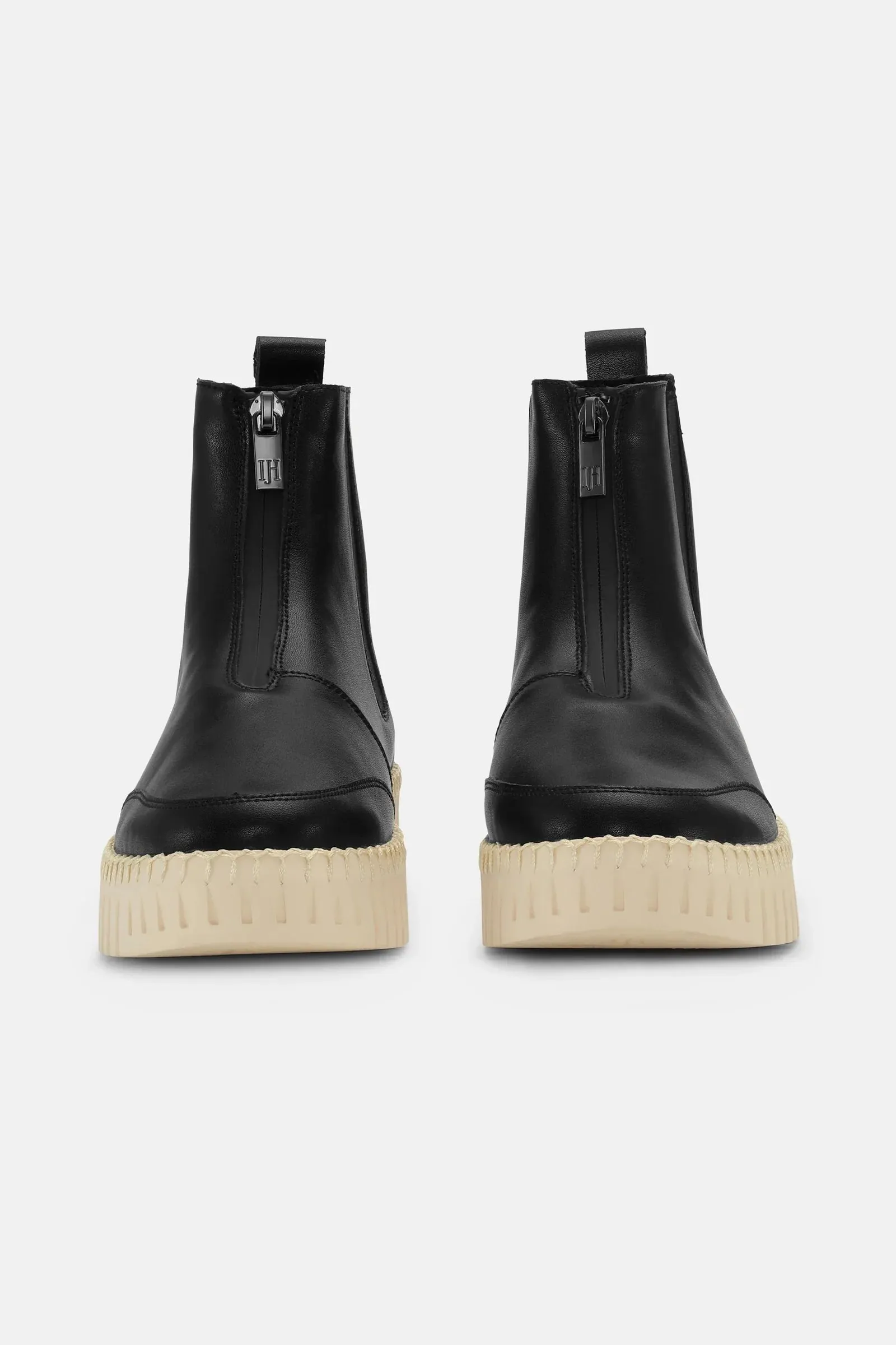 Ilse Jacobsen Tulip Chelsea Boot in Black