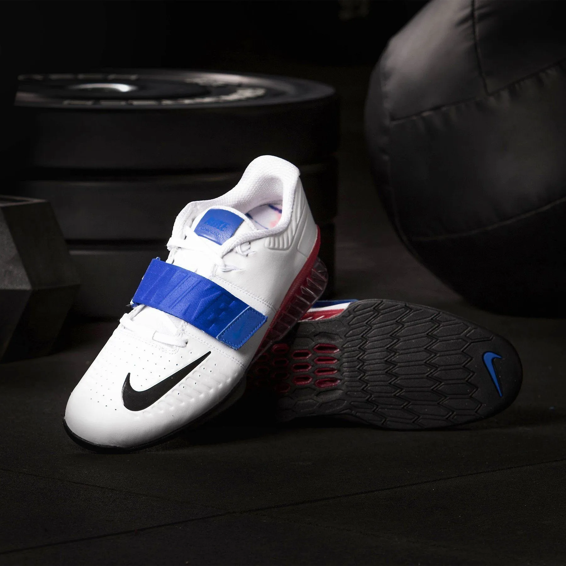 Nike - Romaleos 3 XD Women's Weightlifting Shoes - White/Racer Blue/Ember Glow/Black