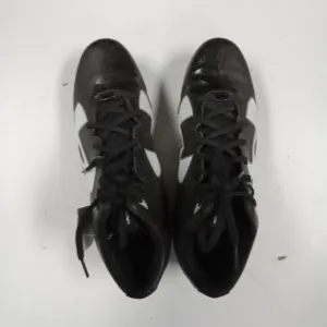 Used Under Armor Size 8.5 Football Cleats