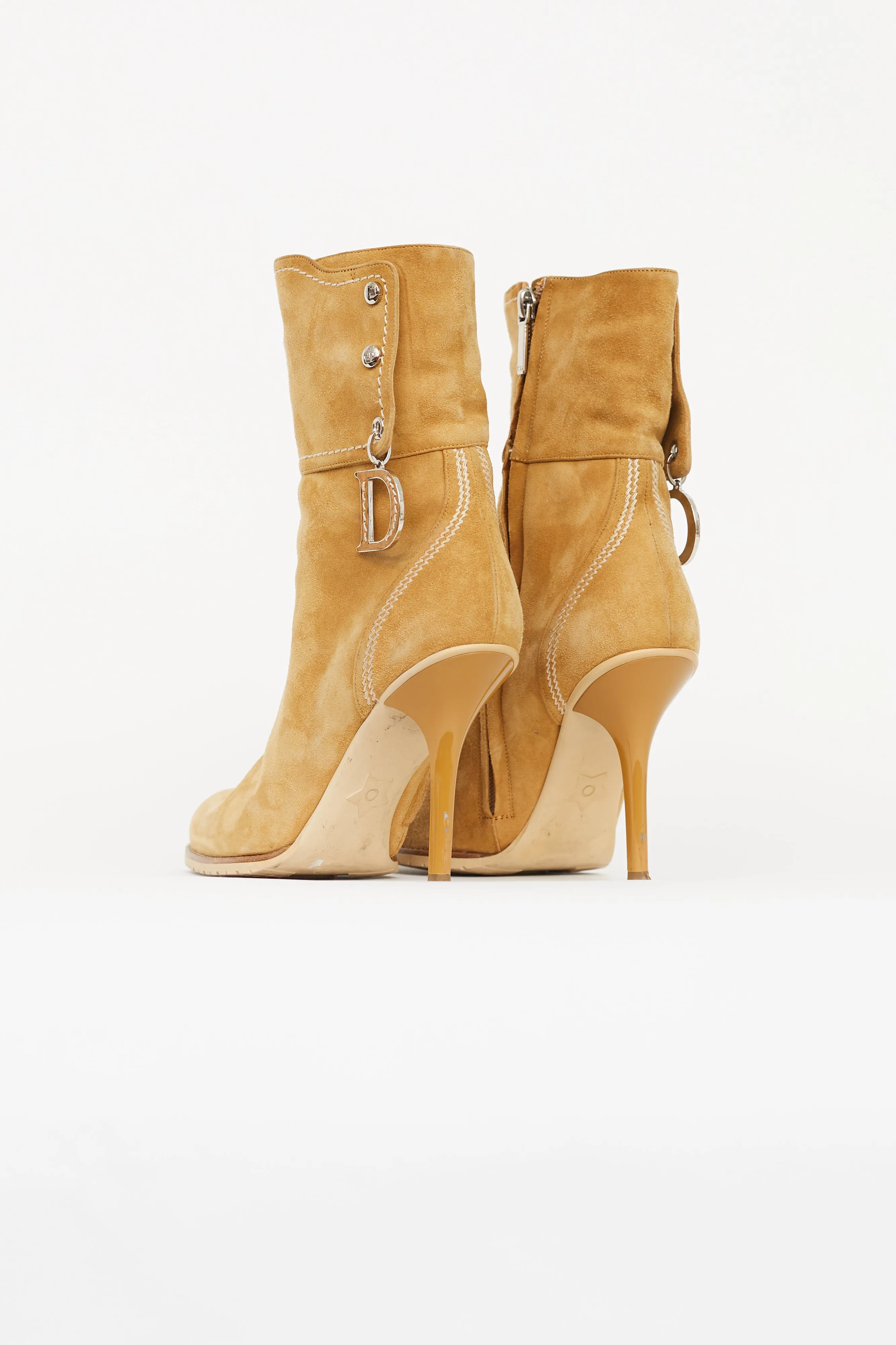 Vintage Beige Suede Ankle Boot