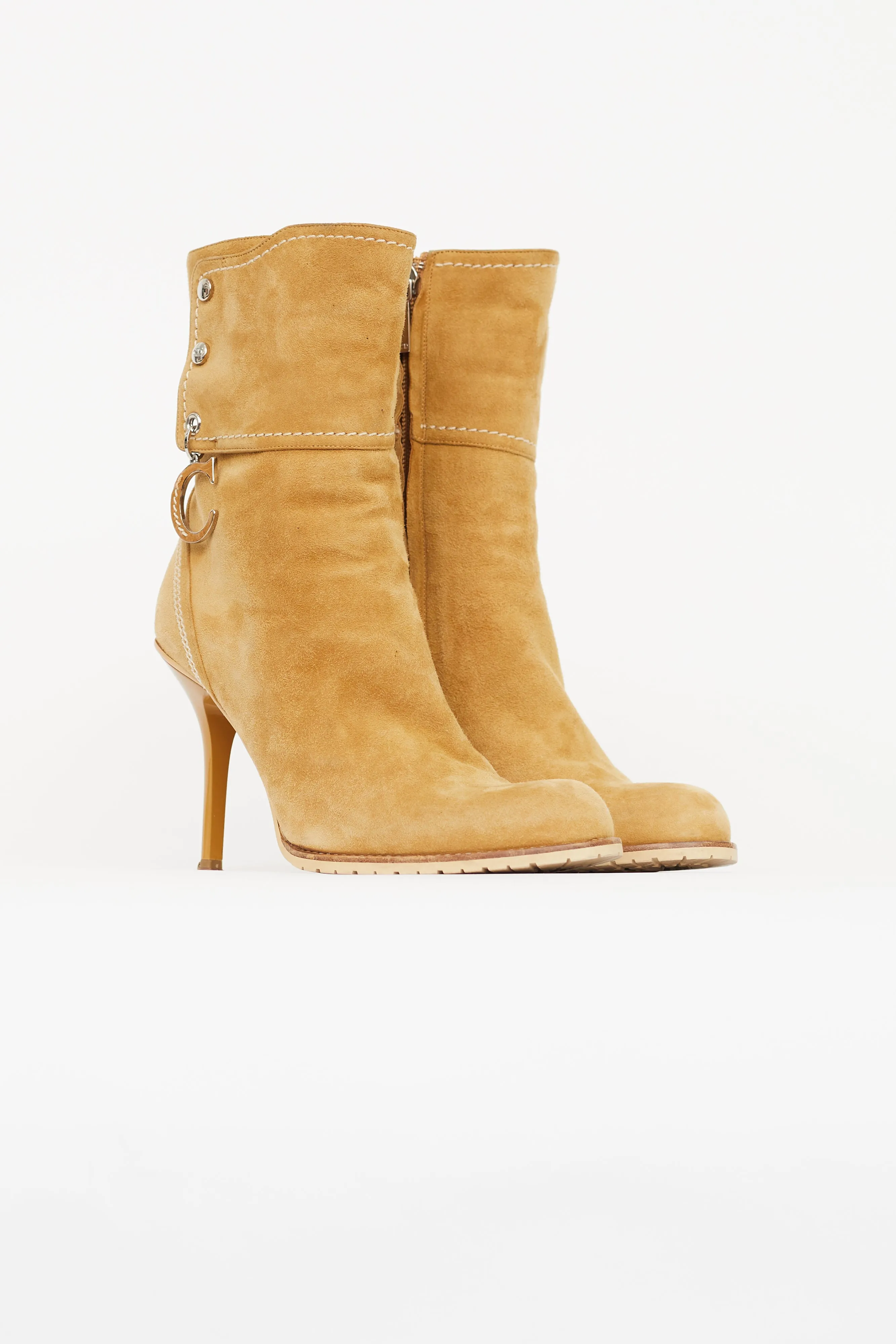 Vintage Beige Suede Ankle Boot